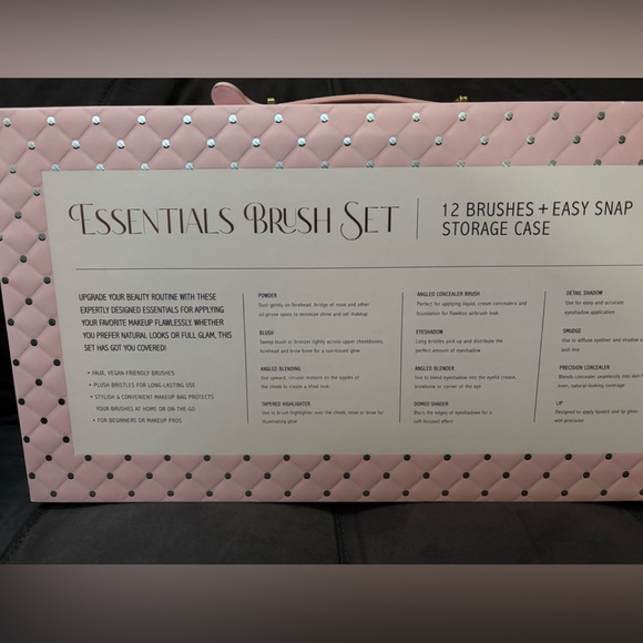 ONLY 1 GLITZ & GLAM set “GLAM LUXE” 12 Make Up Brush Essential Collection - Picture 5 of 5